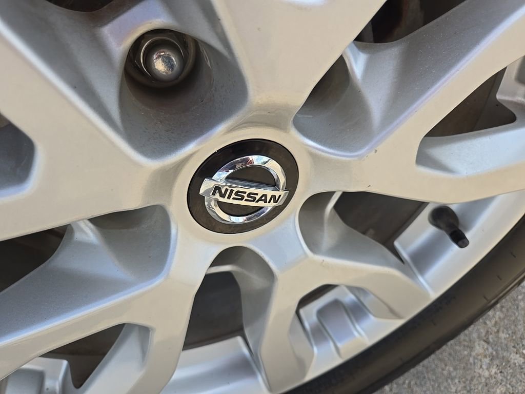 Used 2020 Nissan Rogue SV AWD/4WD image 21