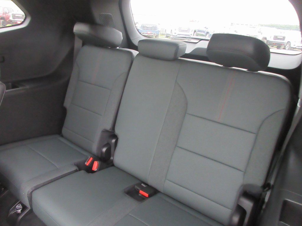 New 2026 GMC Acadia AT4 image 15