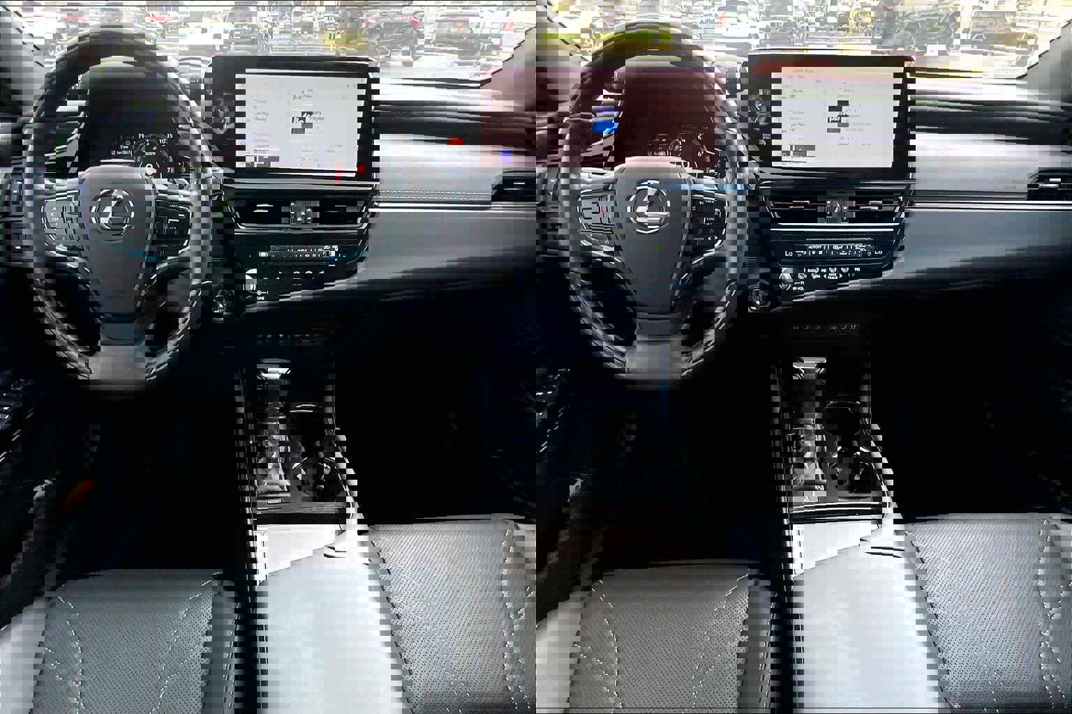 Used 2023 Lexus ES 350 Luxury w/ Protection Package (P2) image 16