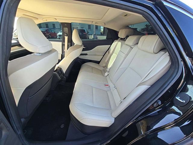 Used 2023 Toyota Crown image 11