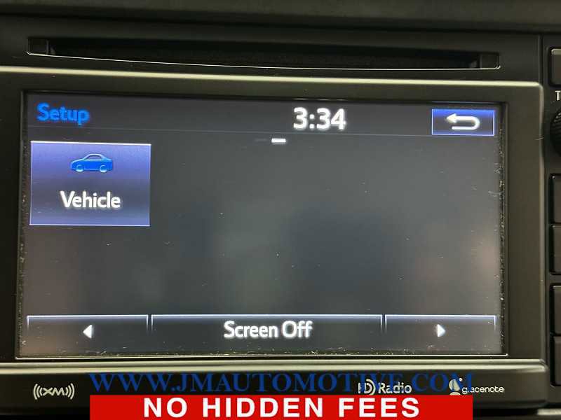 Used 2017 Toyota Tacoma SR5 image 26