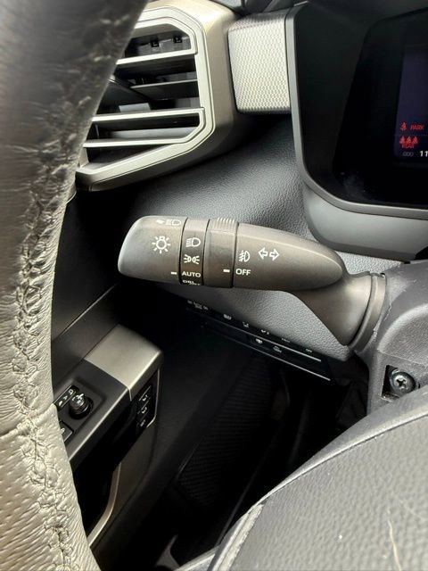 Used 2025 Toyota Tundra Limited AWD/4WD image 23