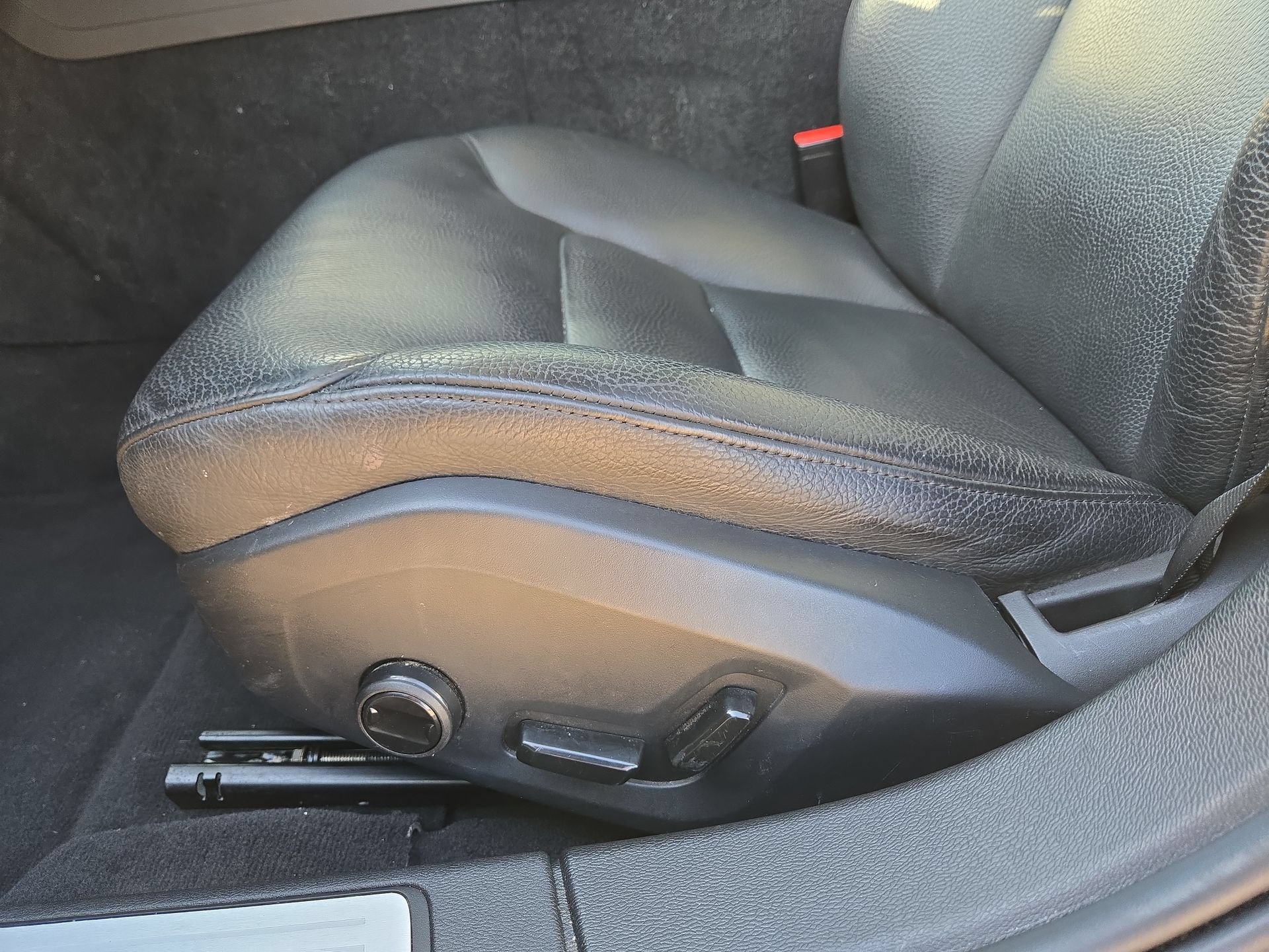 Used 2024 Volvo S60 B5 Plus FWD image 17