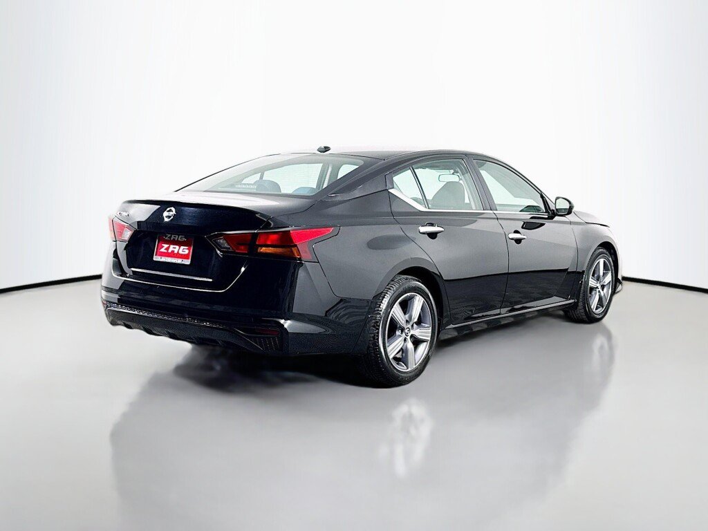 Used 2019 Nissan Altima 2.5 S FWD image 5