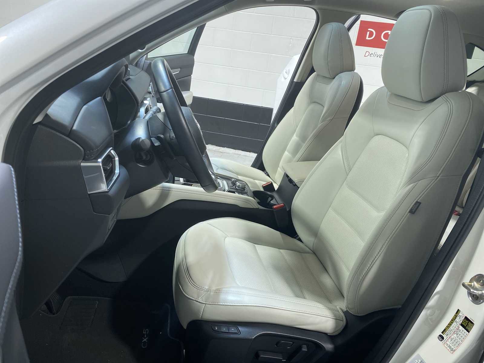 Used 2022 MAZDA CX-5 AWD 2.5 S w/ Premium Plus Pkg image 11