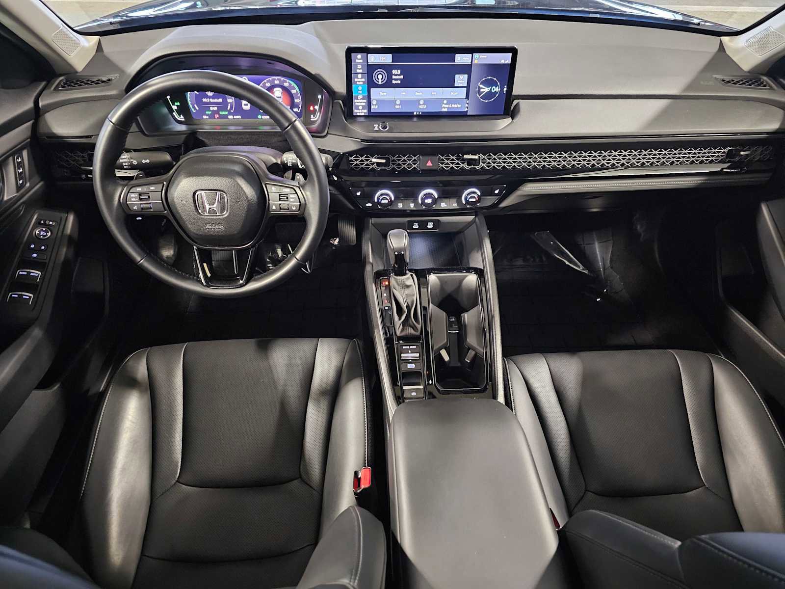 Used 2024 Honda Accord EX-L image 10