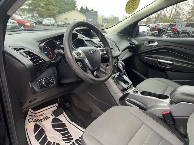 Used 2016 Ford Escape SE w/ SE Cold Weather Package image 17