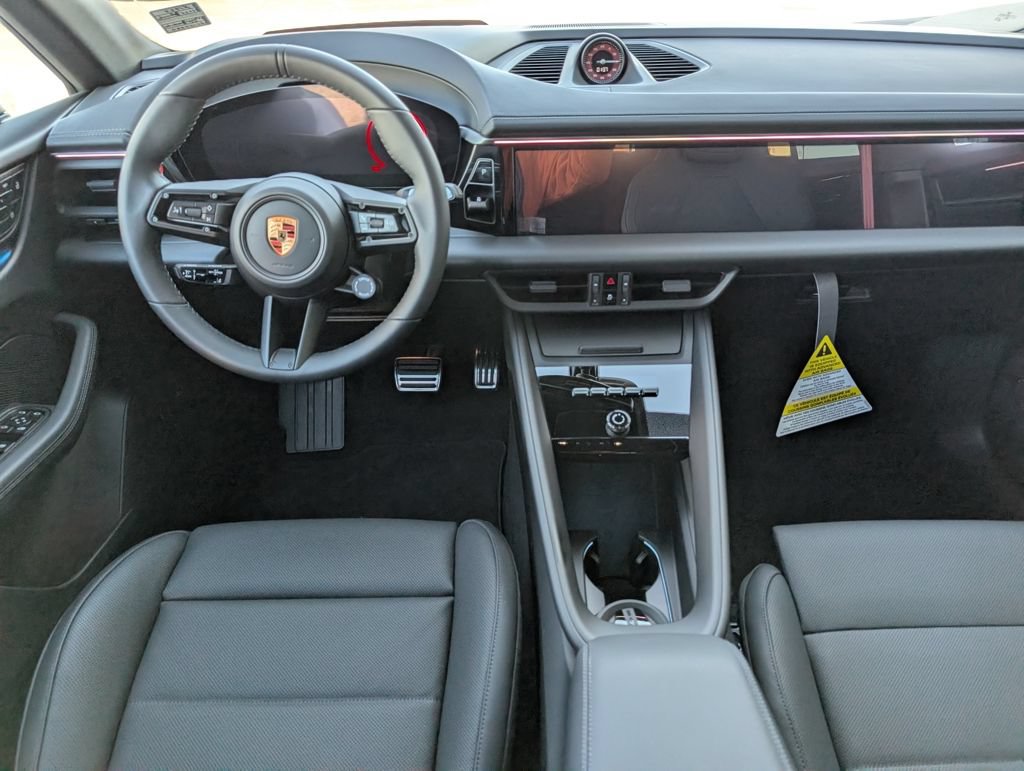 New 2025 Porsche Macan 4S Electric AWD/4WD image 11