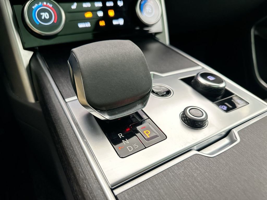 Certified 2023 Land Rover Range Rover SE AWD/4WD image 24