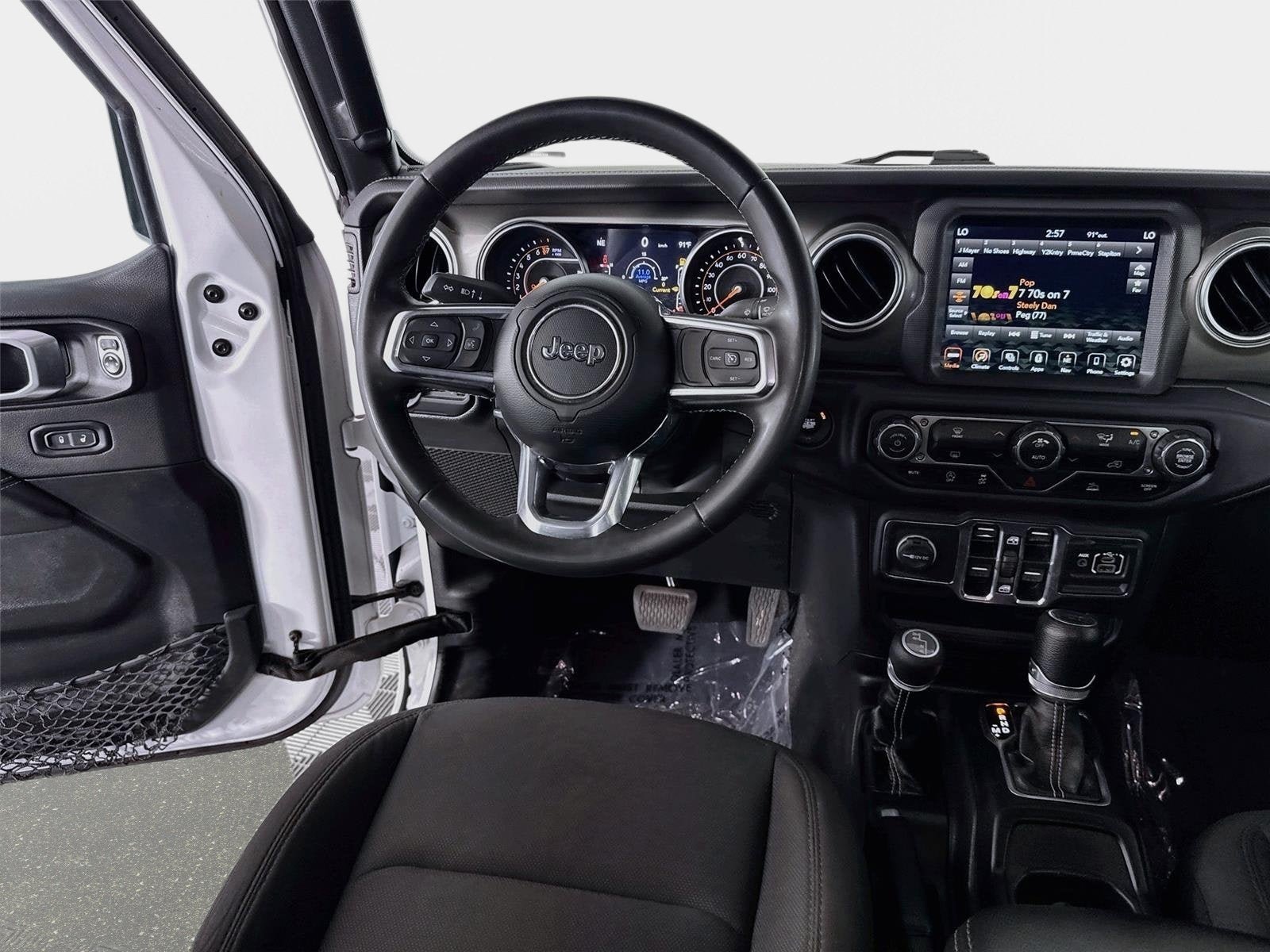 Used 2023 Jeep Gladiator Overland AWD/4WD image 23