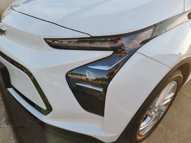 Used 2023 Chevrolet Bolt LT FWD image 8