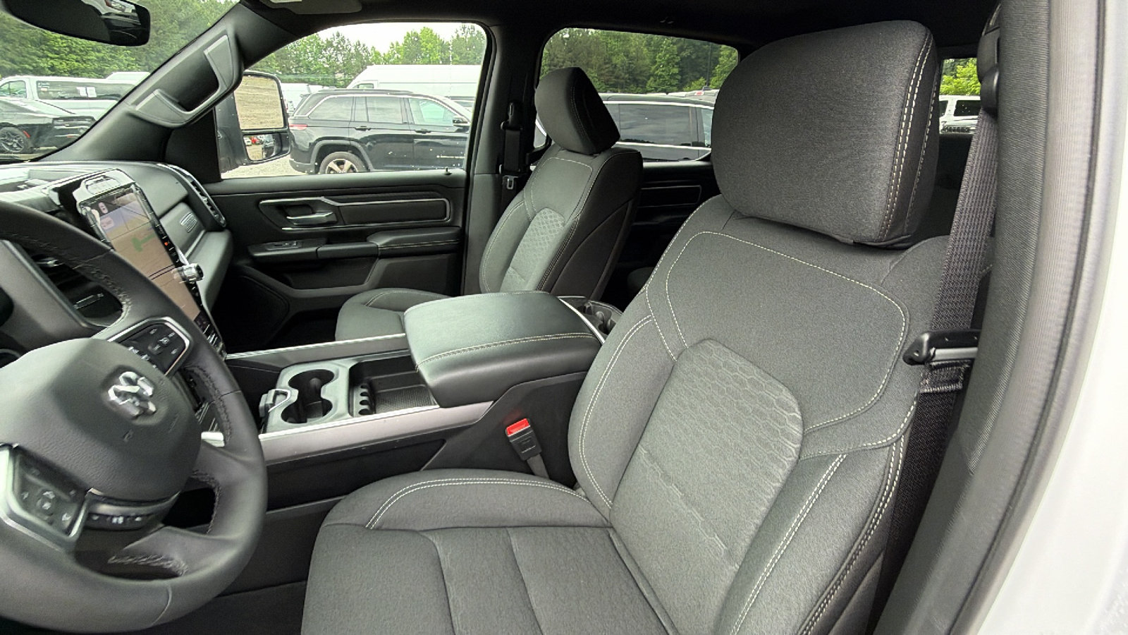 Used 2025 RAM 1500 Big Horn AWD/4WD image 17