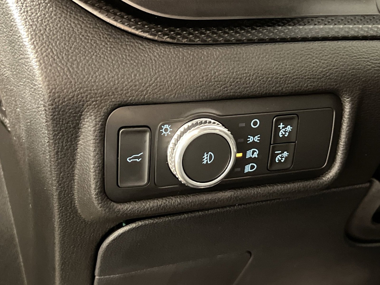 Used 2021 Ford Explorer ST w/ Equipment Group 401A image 32