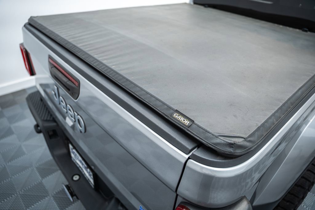 Used 2020 Jeep Gladiator Overland image 9