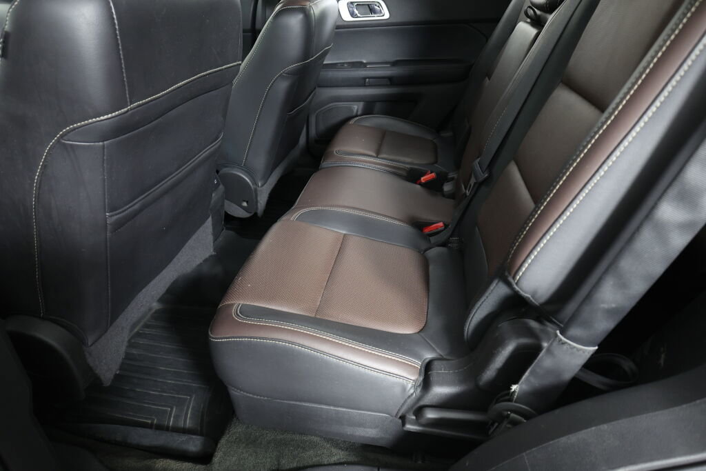 Used 2015 Ford Explorer Sport AWD/4WD image 17