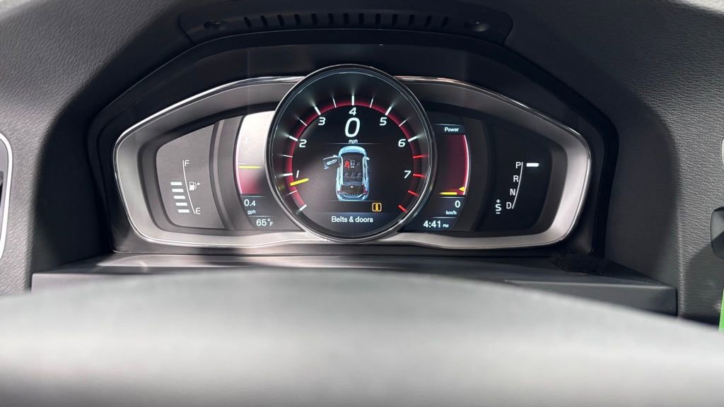 Used 2015 Volvo V60 T5 Premier image 14