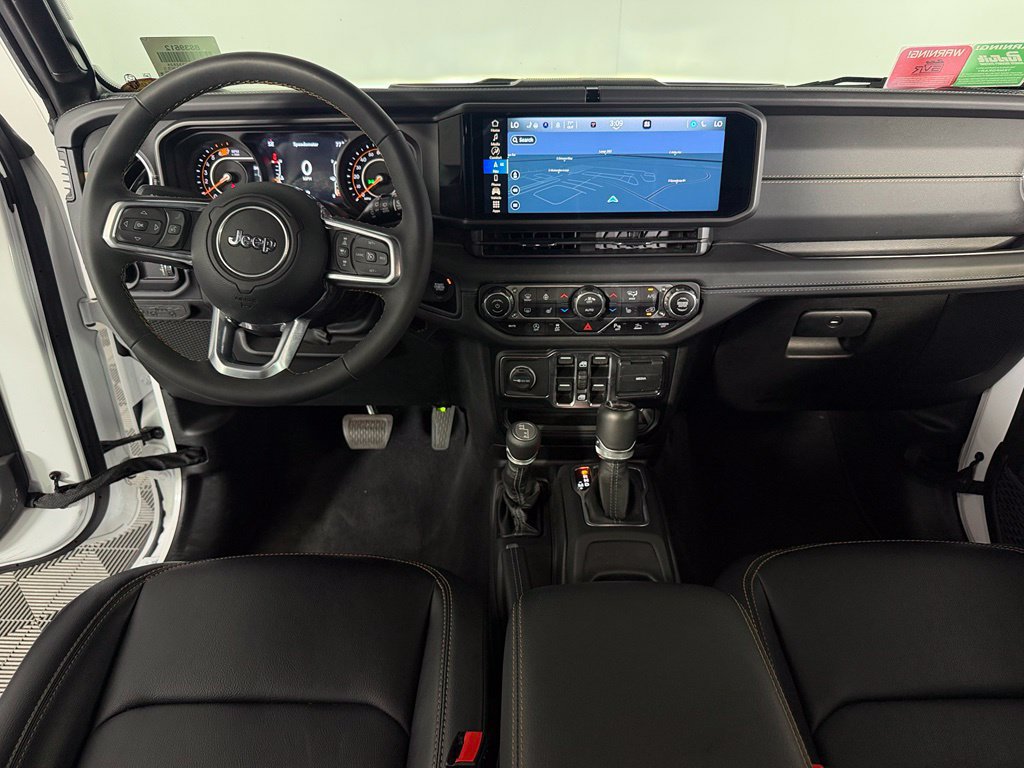 Used 2024 Jeep Wrangler Unlimited Sahara w/ Technology Group AWD/4WD image 13