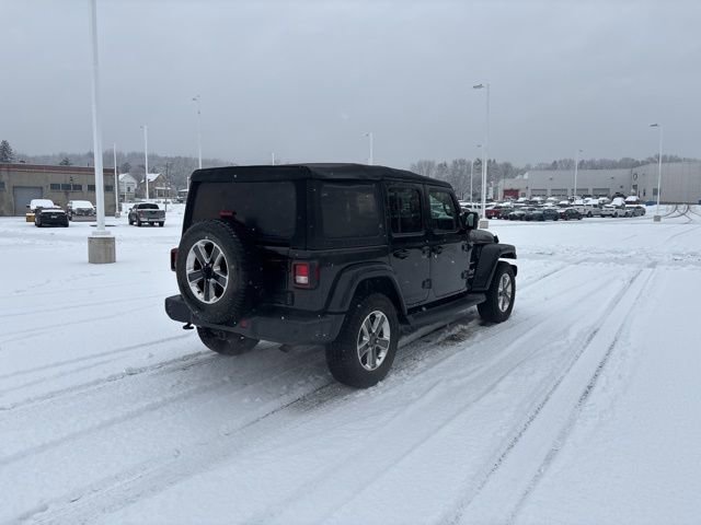 Used 2018 Jeep Wrangler Unlimited Sahara w/ Cold Weather Group image 5