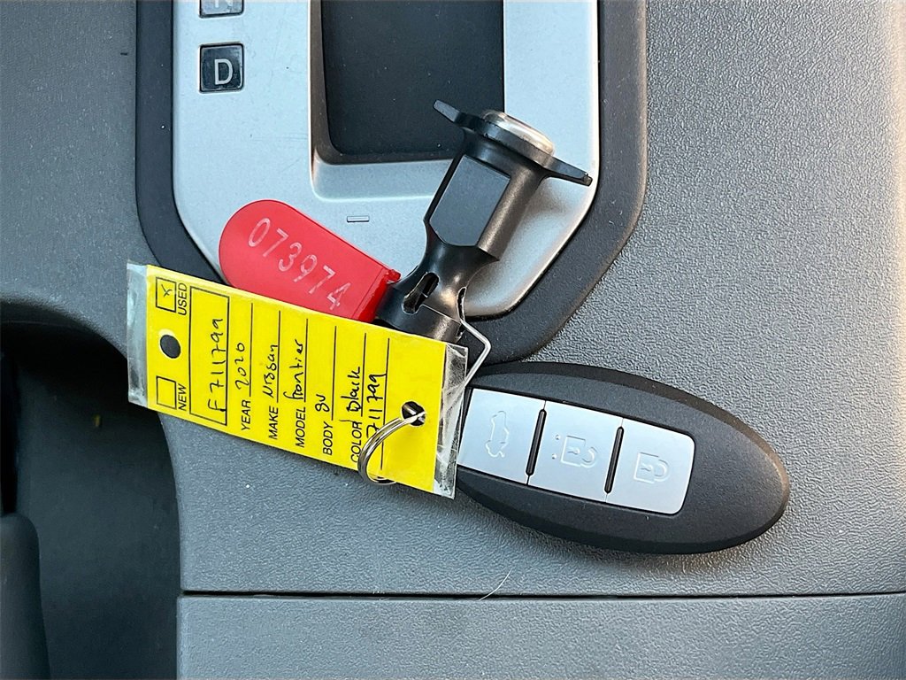 Used 2020 Nissan Frontier SV w/ Midnight Edition Floor Mats image 31