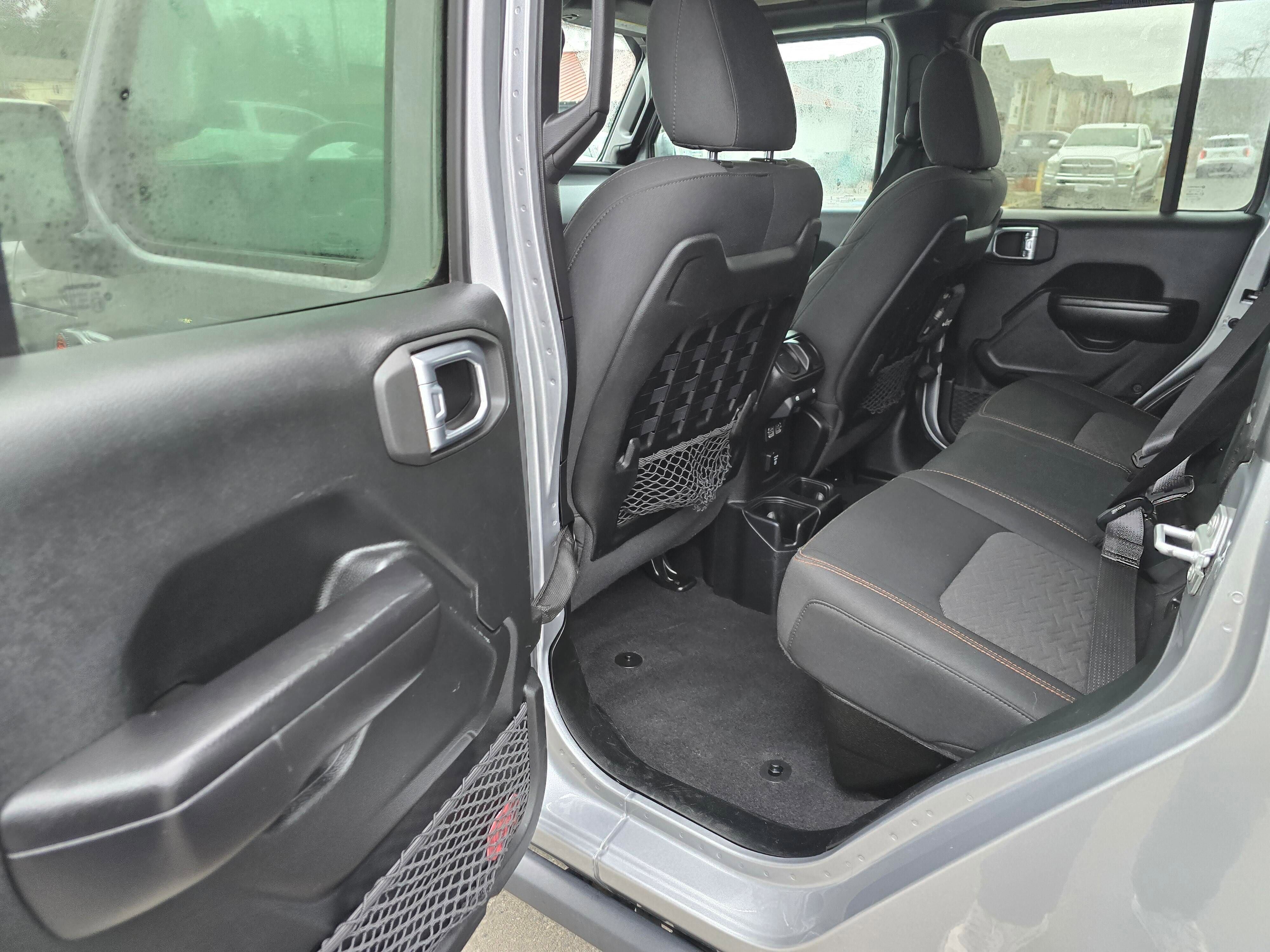 Used 2020 Jeep Gladiator Mojave AWD/4WD image 25