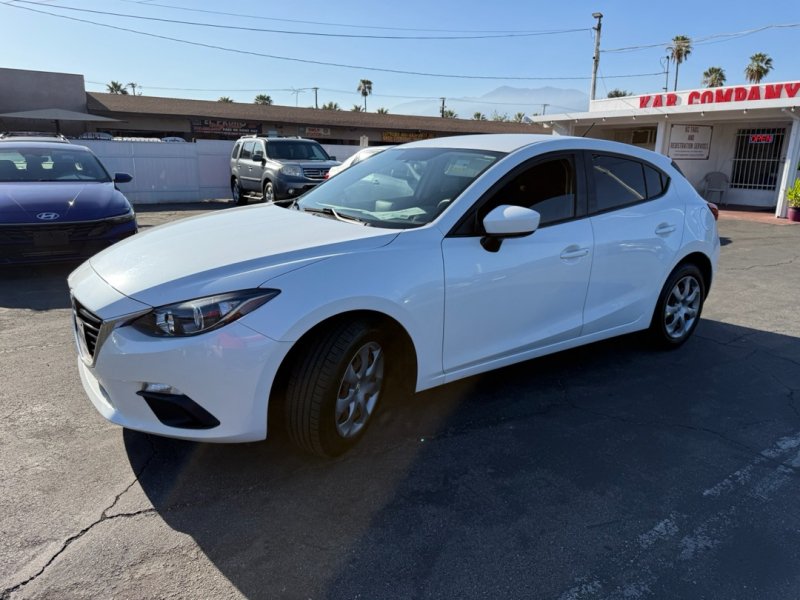 Used 2015 MAZDA MAZDA3 i Sport FWD image 4