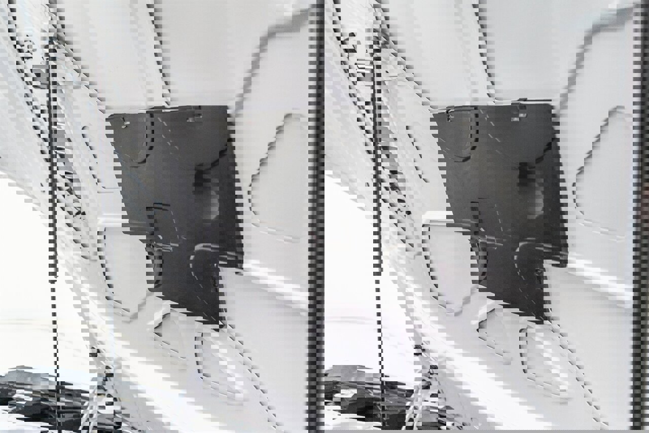 Used 2020 Jaguar F-TYPE SVR image 73