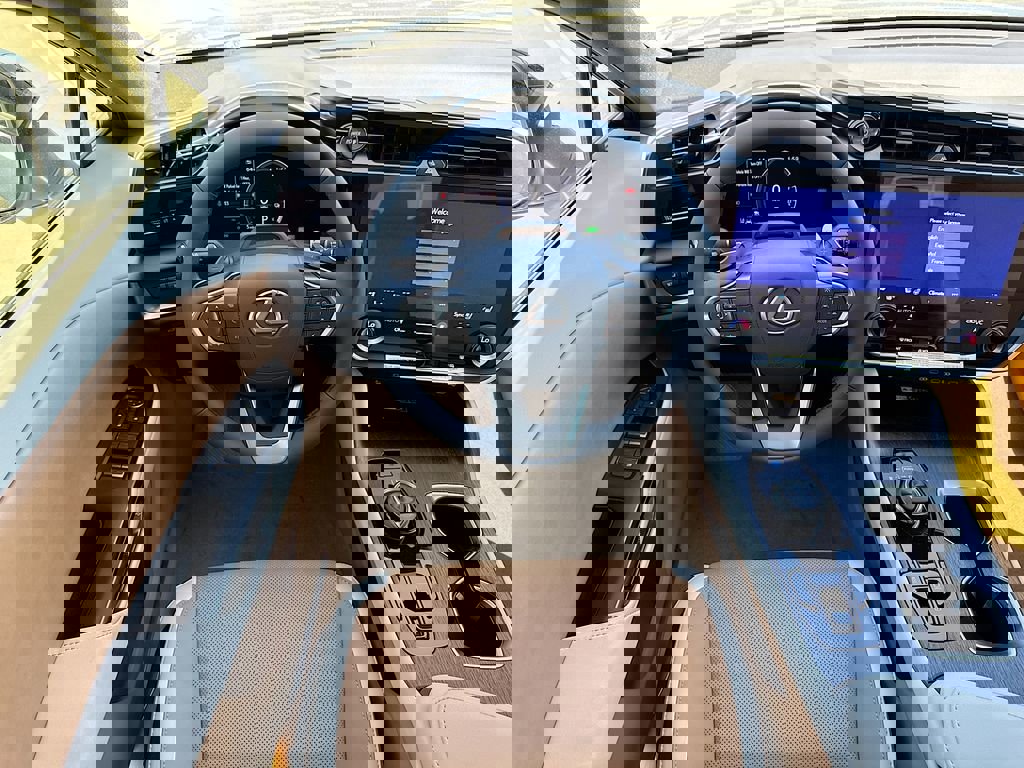 New 2026 Lexus RZ 350e 2WD image 11