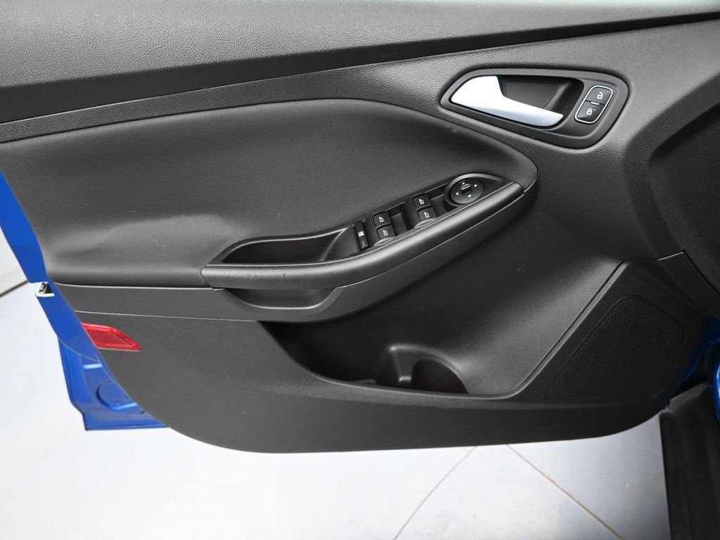 Used 2018 Ford Focus SE image 20