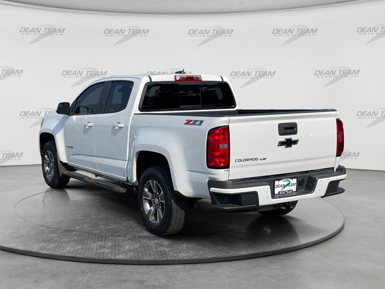 Used 2019 Chevrolet Colorado Z71 AWD/4WD image 6