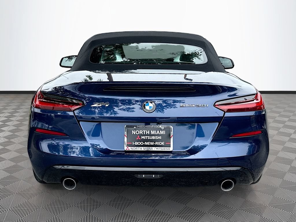 Used 2022 BMW Z4 sDrive30i w/ Convenience Package RWD image 6