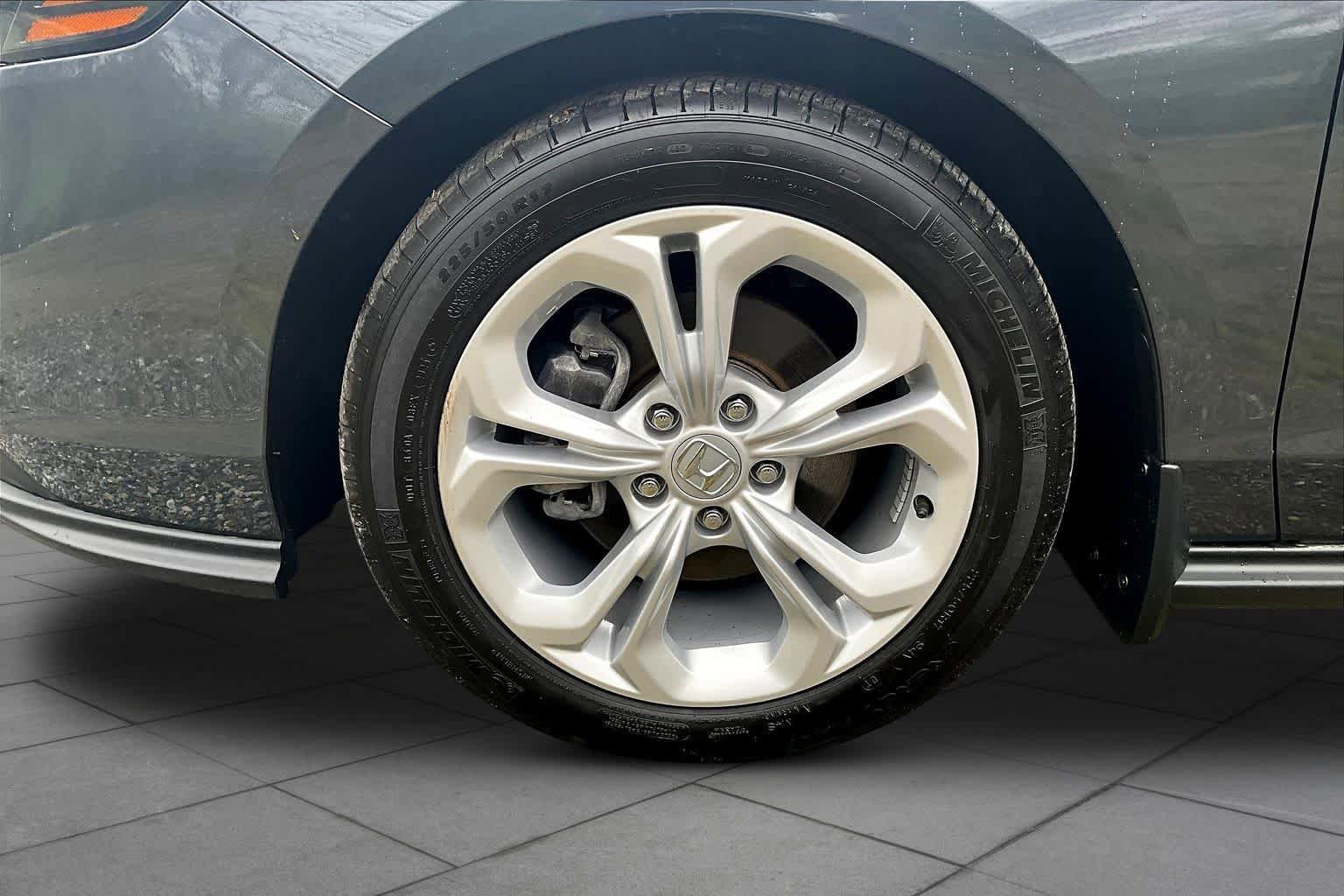 Used 2025 Honda Accord LX image 15