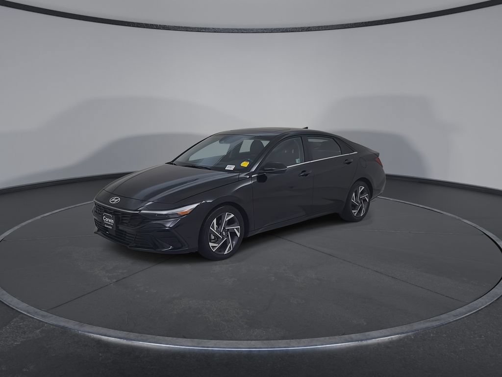 Used 2025 Hyundai Elantra Limited FWD image 7