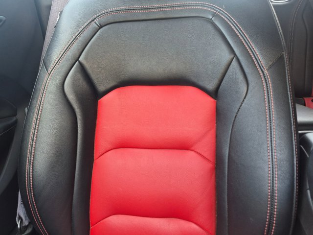 Used 2016 Chevrolet Camaro LT RWD image 9