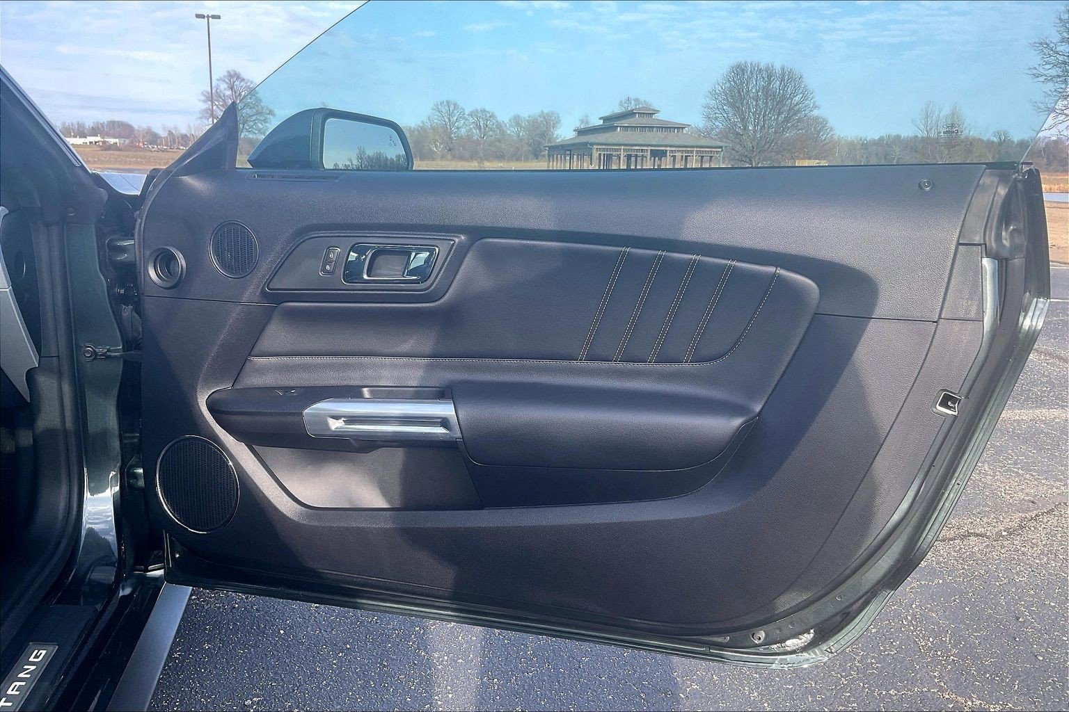 Used 2015 Ford Mustang GT Premium w/ Equipment Group 401A image 19