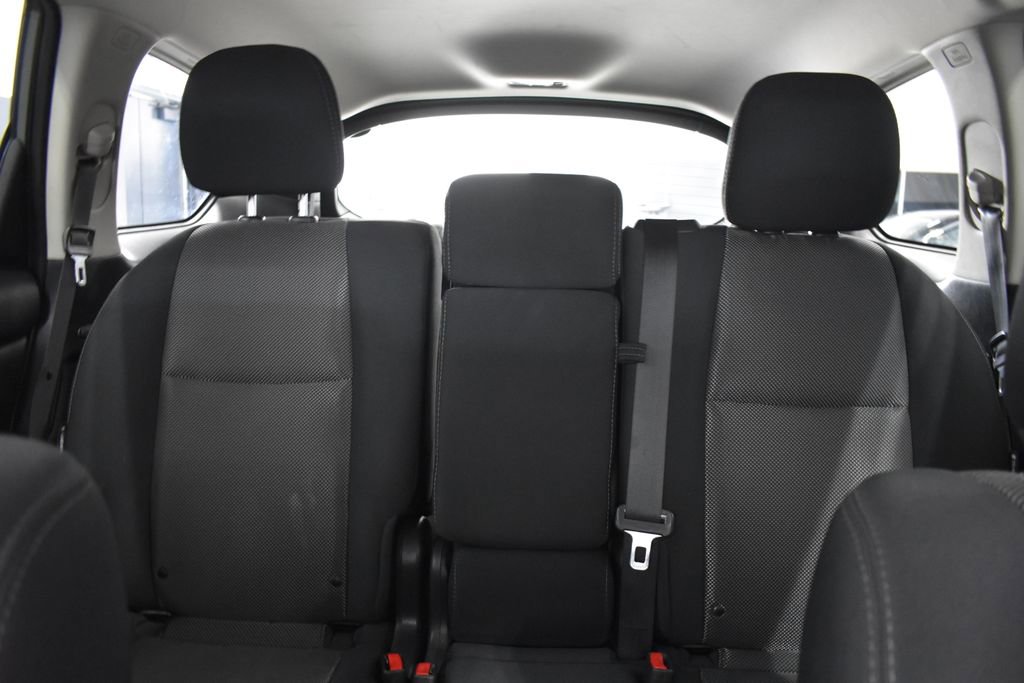 Used 2020 Nissan Pathfinder S AWD/4WD image 28