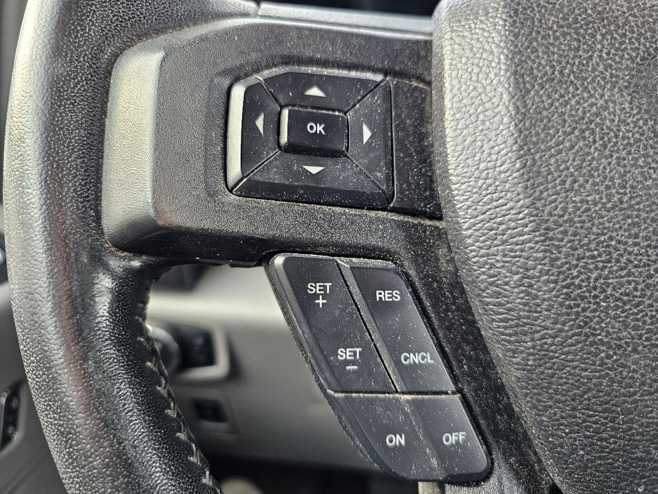 Used 2019 Ford F150 XLT w/ Equipment Group 302A Luxury AWD/4WD image 9
