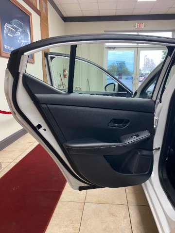 Used 2025 Nissan Sentra SV FWD image 14