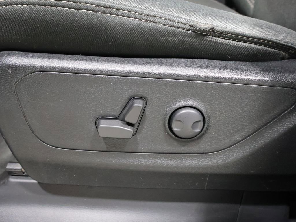 Used 2022 RAM 1500 Big Horn image 13