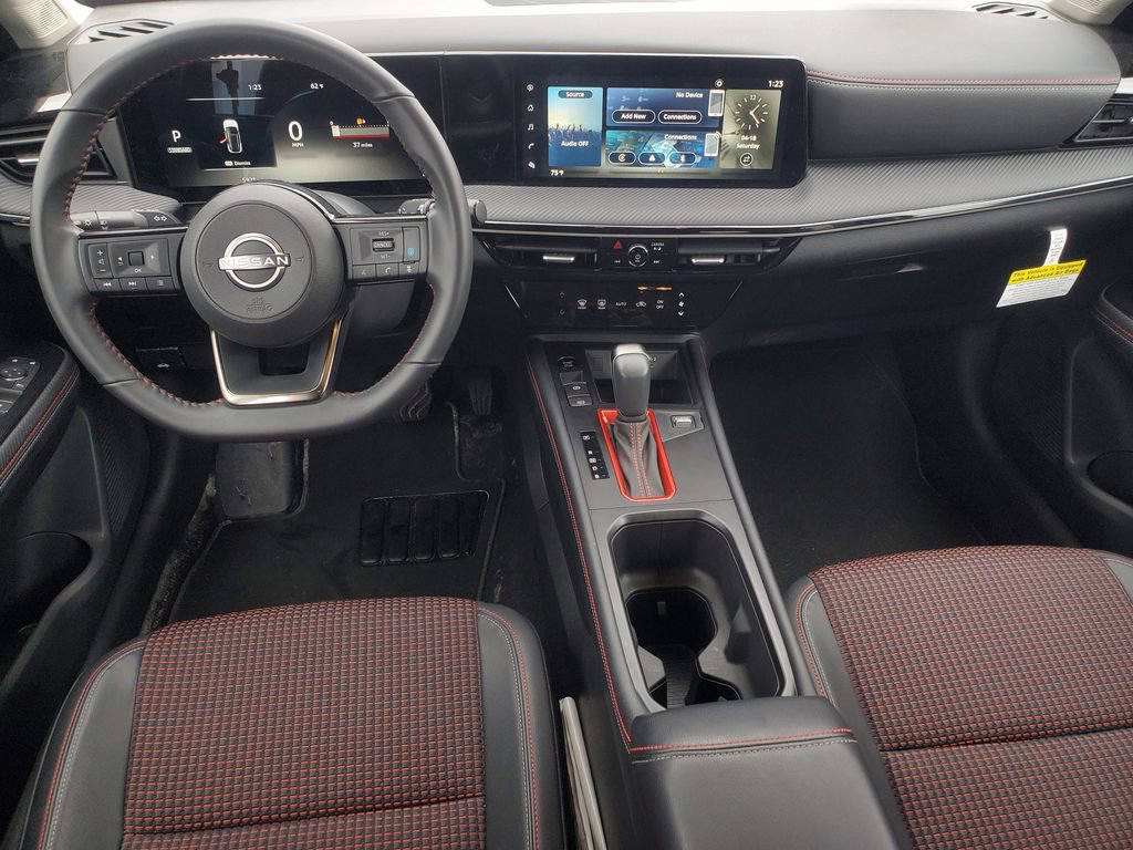 Used 2025 Nissan Kicks SR AWD/4WD image 25