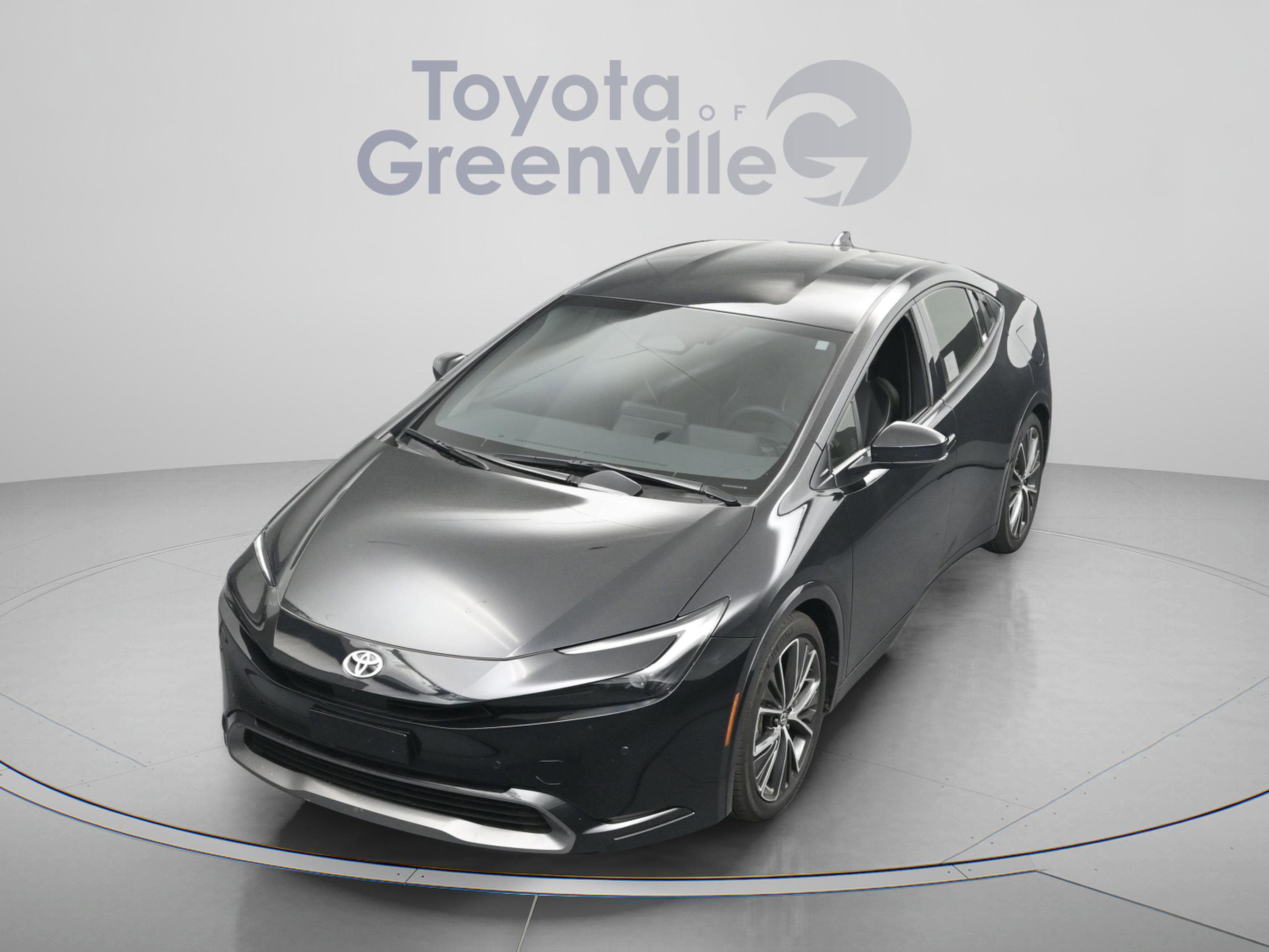 Used 2025 Toyota Prius XLE FWD image 25