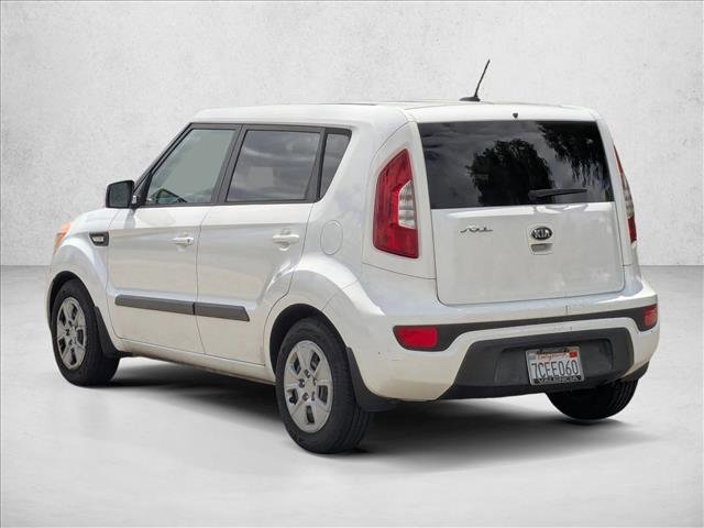 Used 2013 Kia Soul FWD image 8