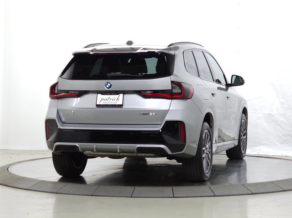 Used 2023 BMW X1 xDrive28i w/ M Sport Package AWD/4WD image 9
