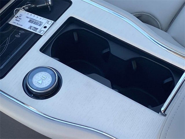 New 2025 Volvo EX90 Plus w/ Protection Package Premier image 24