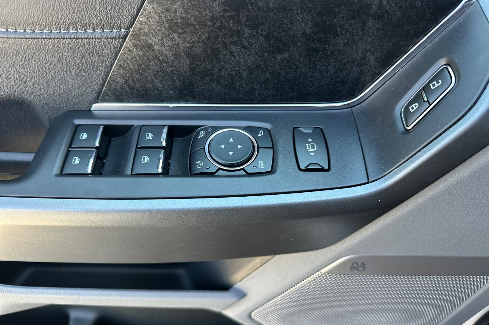 New 2026 Ford F350 XLT w/ XLT Premium Package image 10