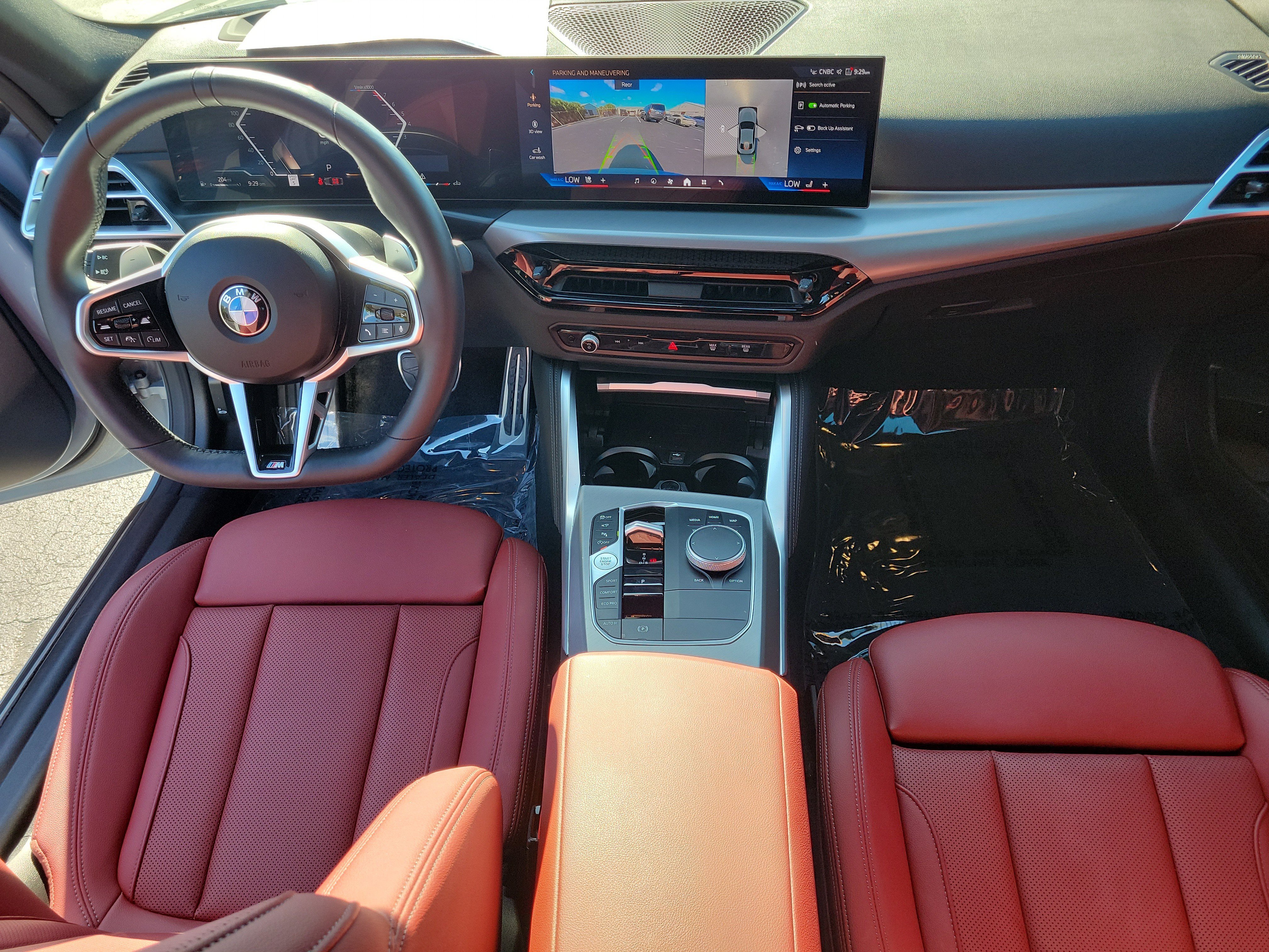 Used 2025 BMW 230i Coupe w/ M Sport Package RWD image 10