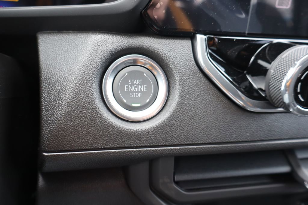 New 2026 Chevrolet Colorado W/T image 14