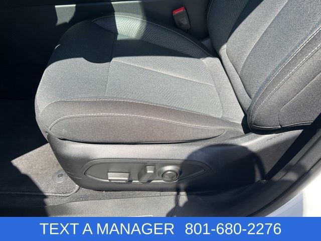 Used 2026 Jeep Cherokee Laredo AWD/4WD image 16