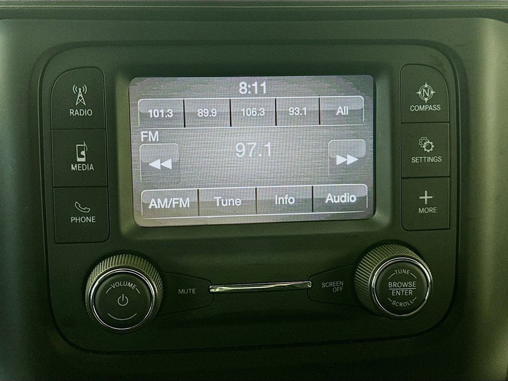 Used 2023 RAM 5500 Tradesman w/ Chrome Appearance Group image 17