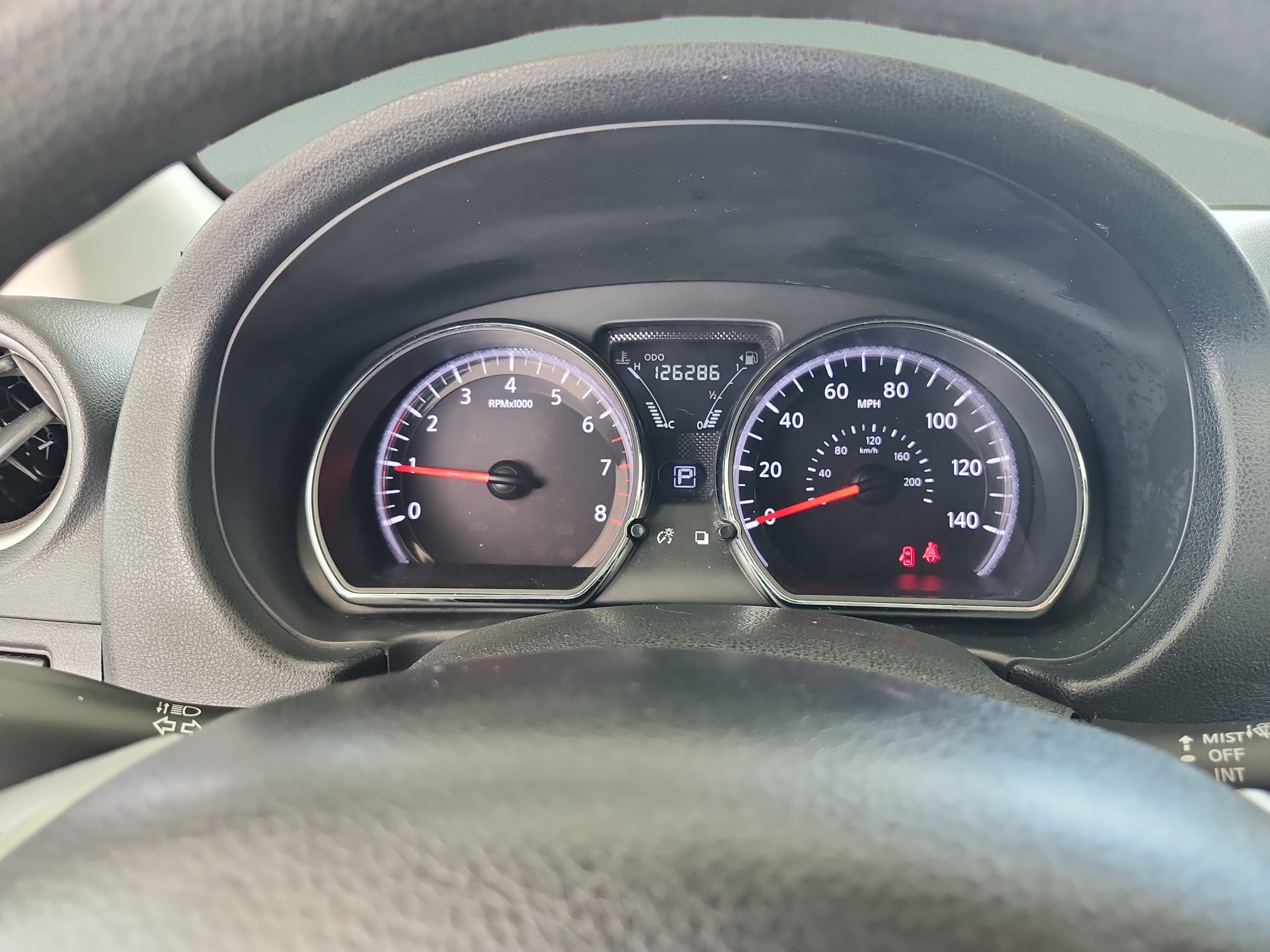 Used 2016 Nissan Versa SV FWD image 10