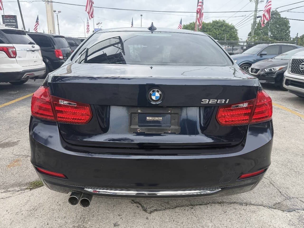 Used 2015 BMW 328i Sedan RWD image 5